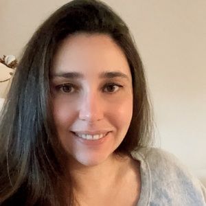 Meet your Posher, Valerie